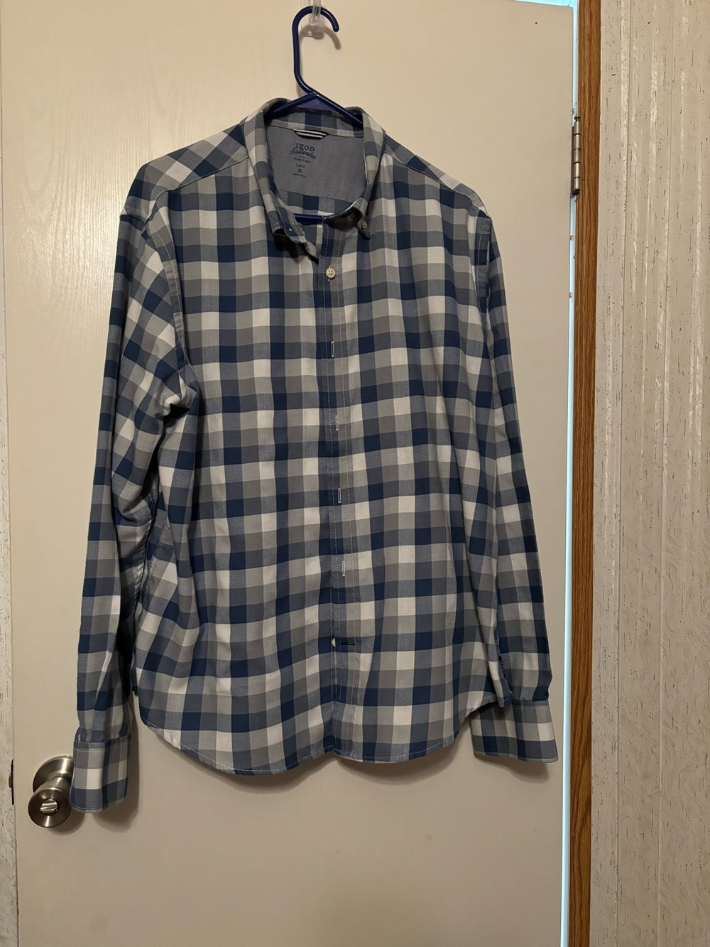 Izod Men's Blue and White Check Button-Down Shirt